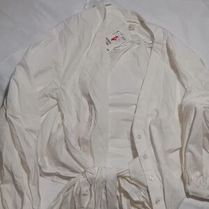 H&M Womens white blouse size 10